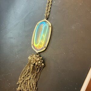 Kendra Scott necklace